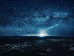 (仰望星空的画家)穿梭在画中世界的游民，仰望星空寻找归属